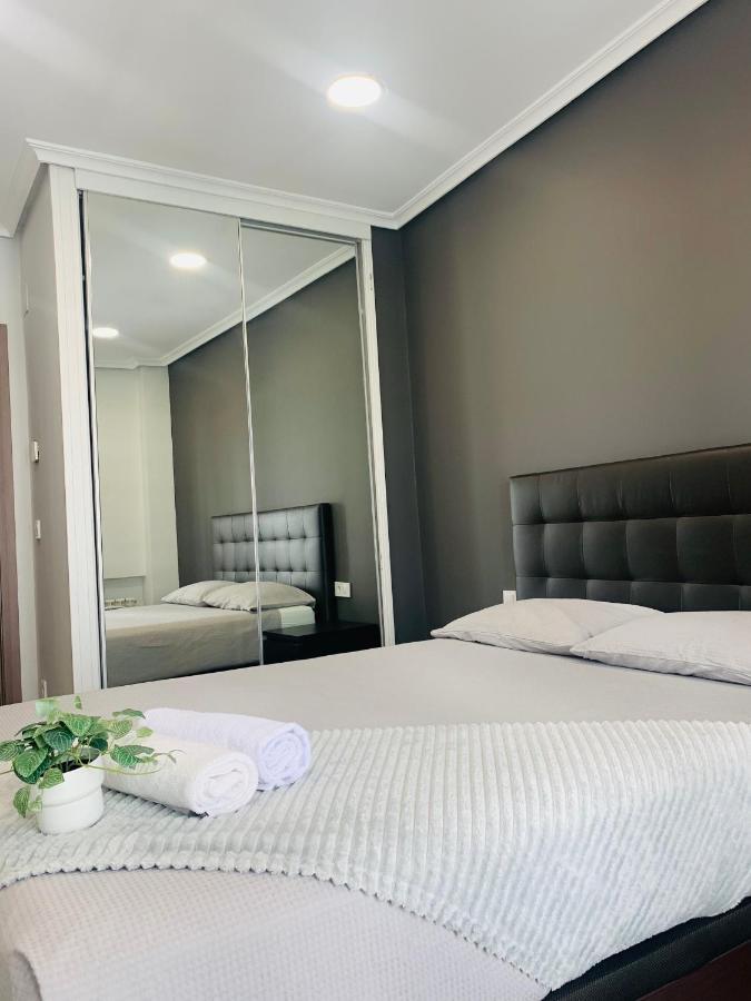 Apartamento Deluxe, 4 Habitaciones, Parking Madryt Zewnętrze zdjęcie